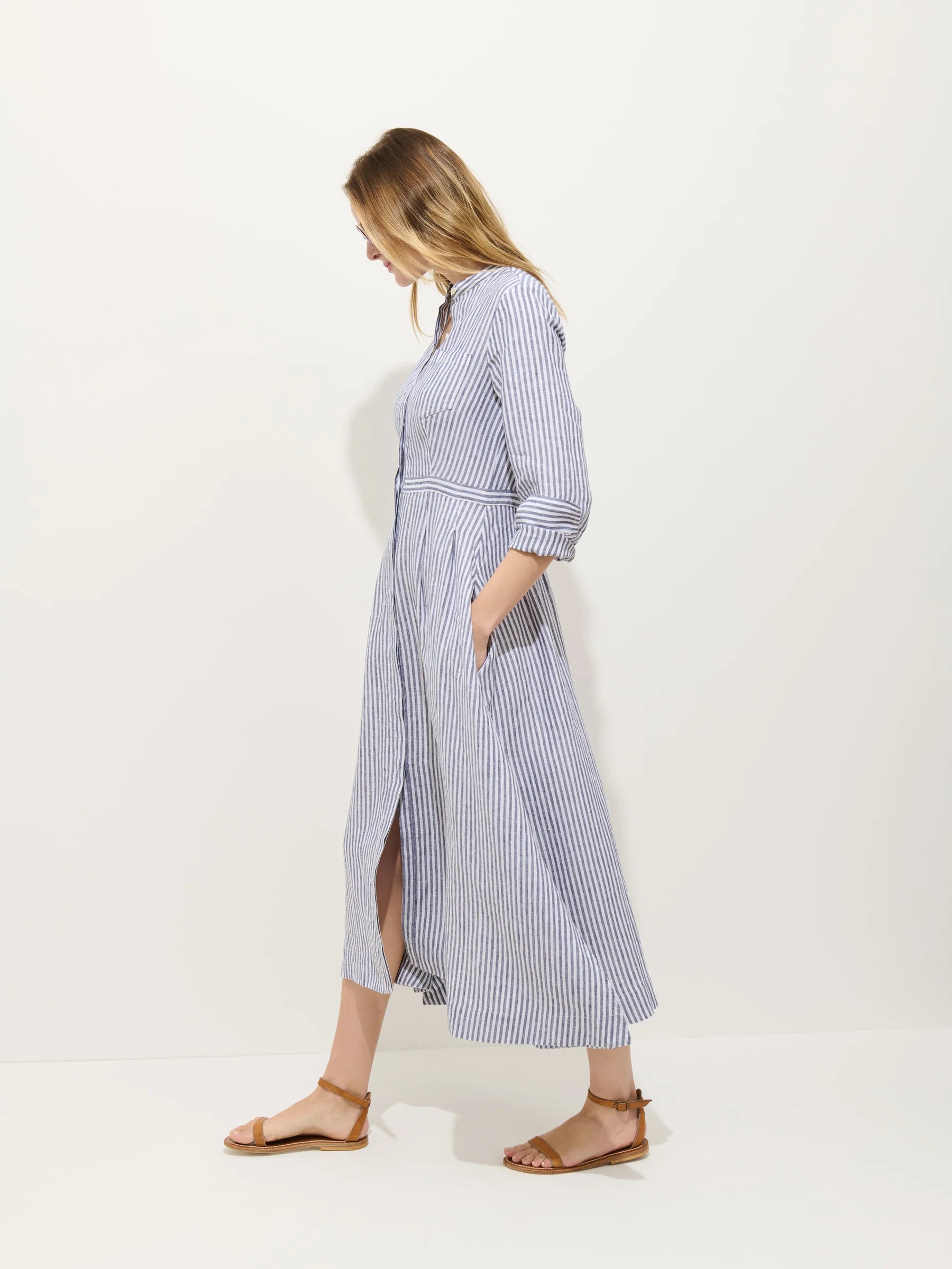 Isabella Striped Dress In Linen - Navy/Ivory