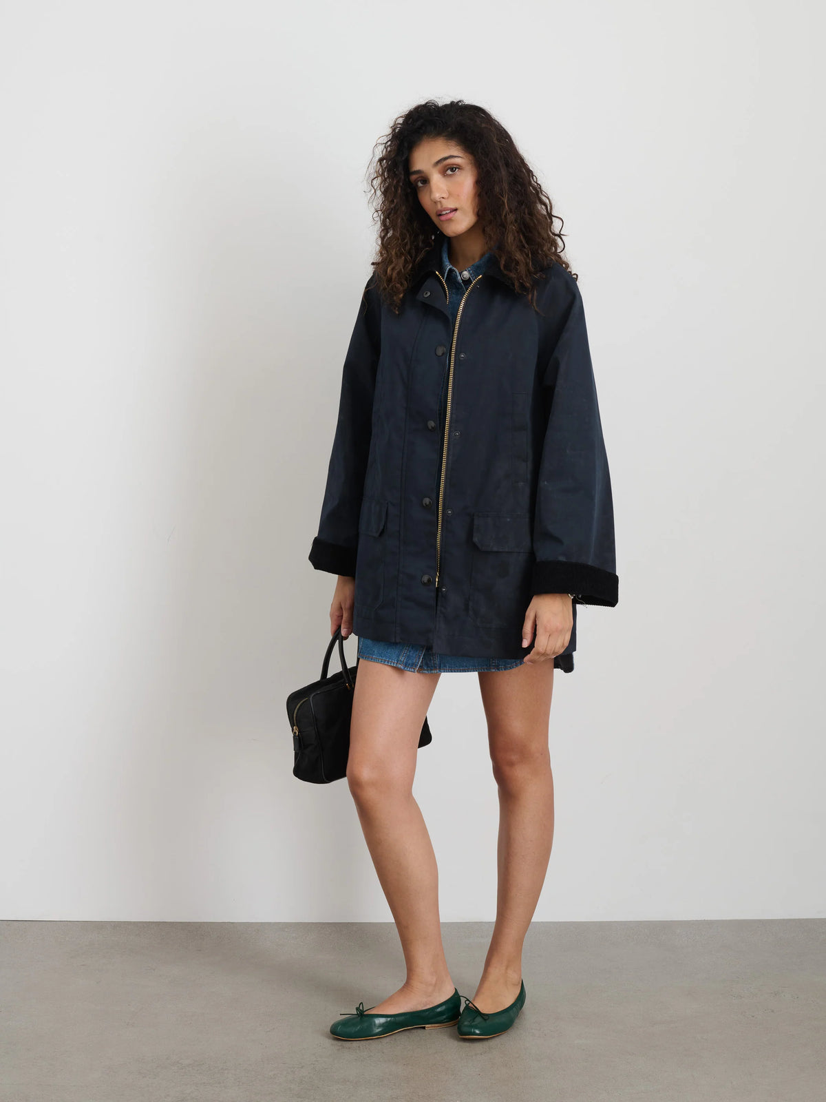 Chiltern Street Long Jacket In Waxed Canvas - Navy