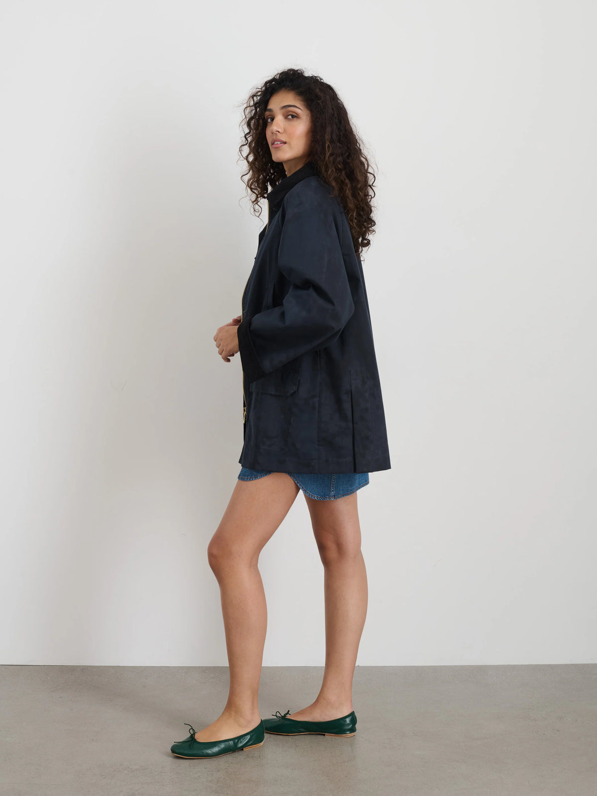 Chiltern Street Long Jacket In Waxed Canvas - Navy
