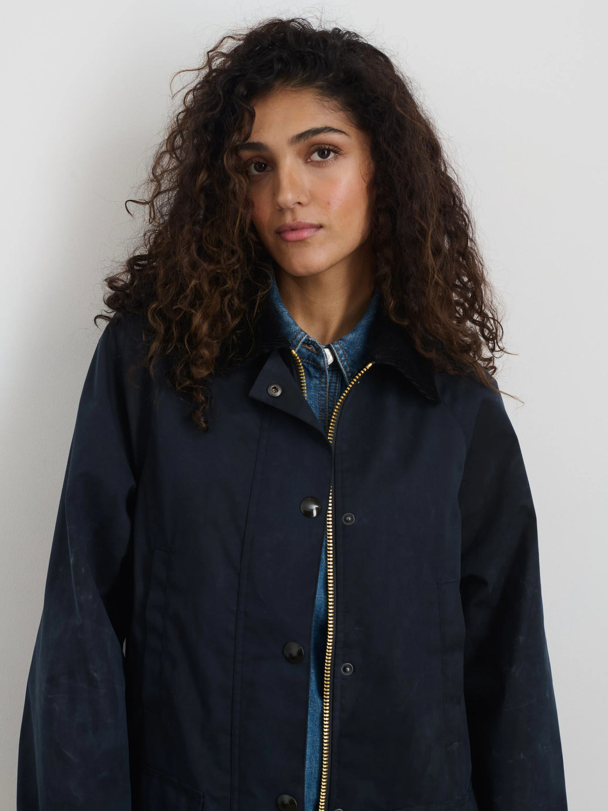 Chiltern Street Long Jacket In Waxed Canvas - Navy