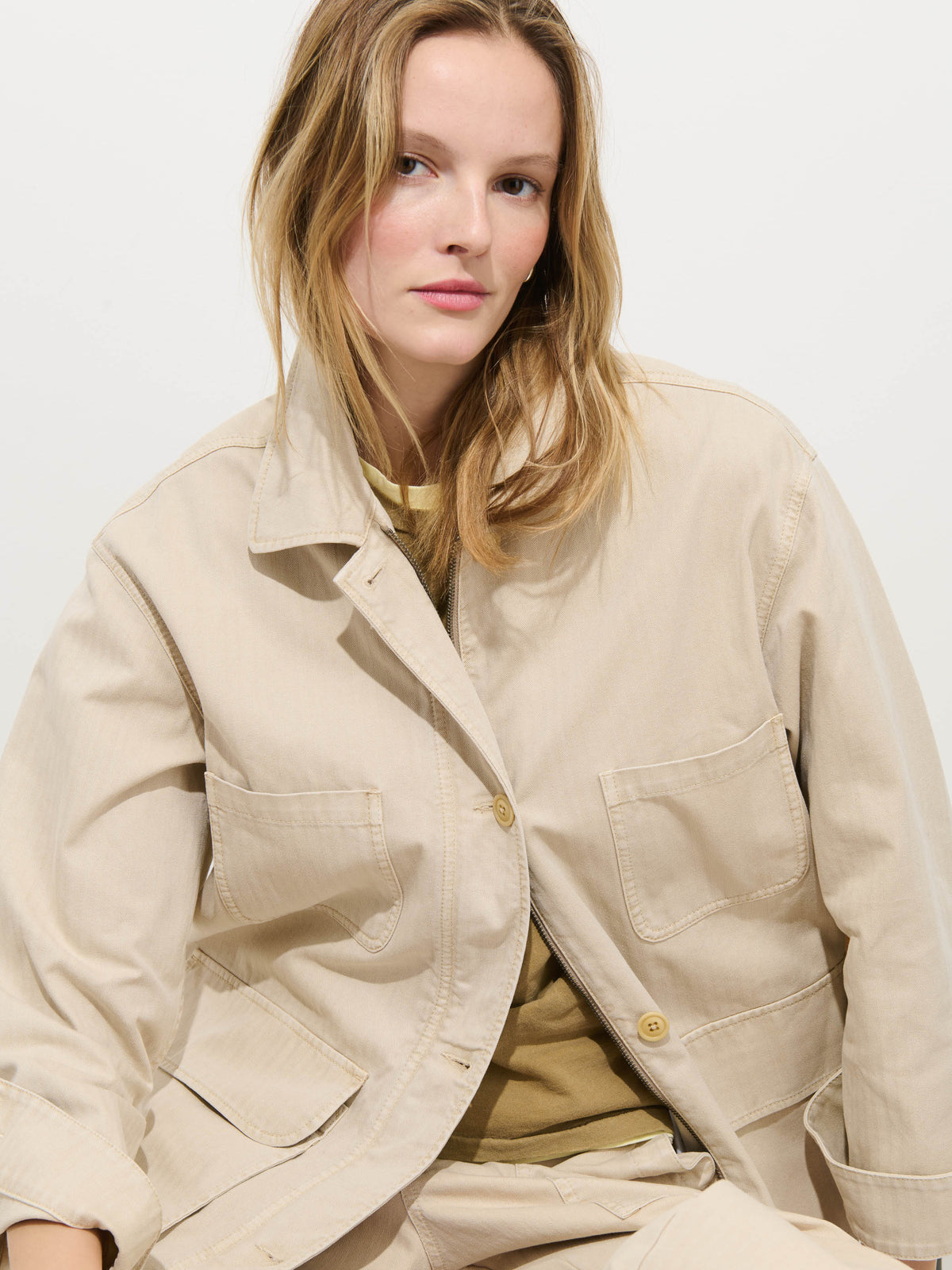 Painter Jacket in Herringbone - Sand