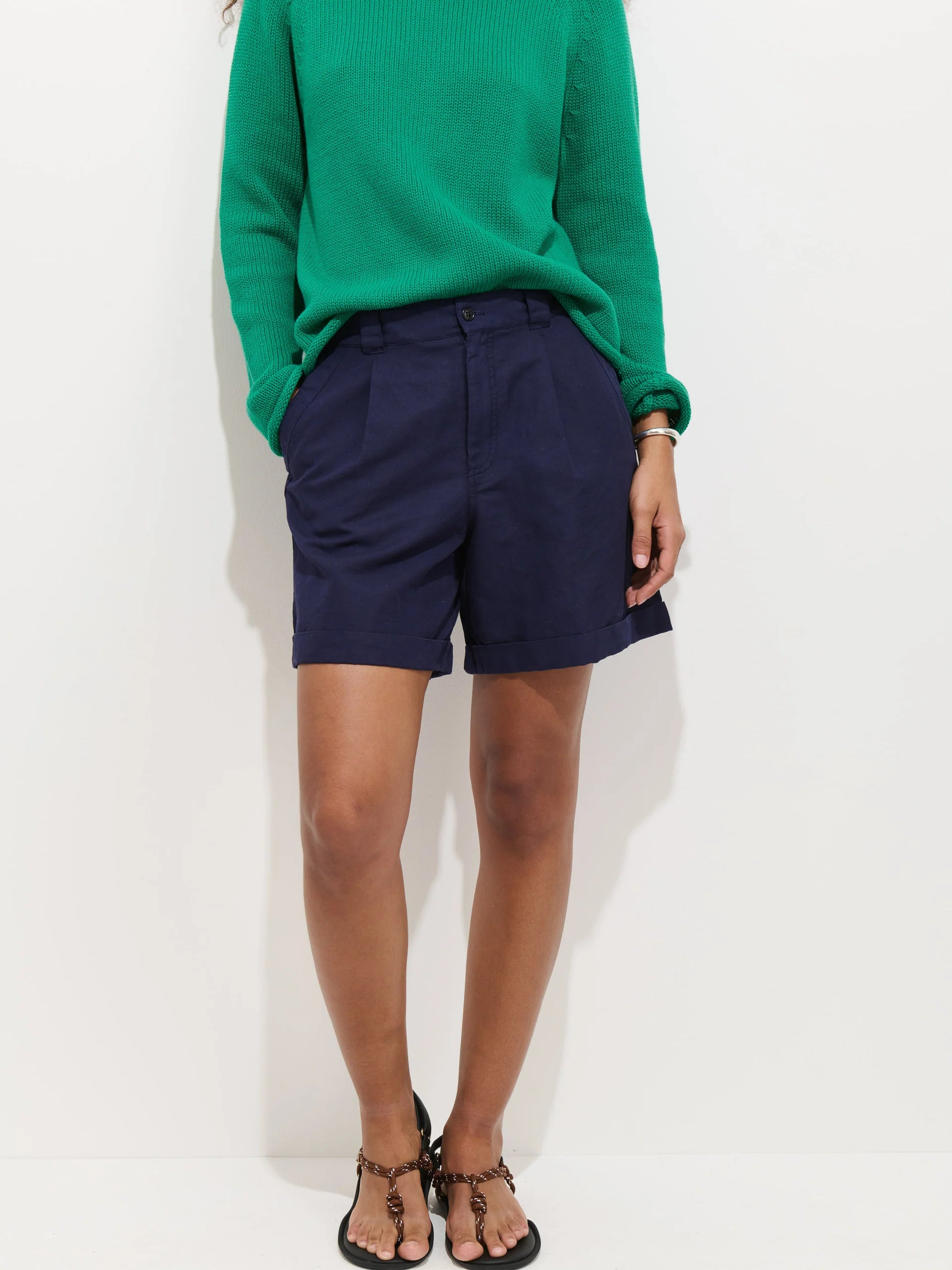 Lucie Short in Linen Cotton - Navy Night