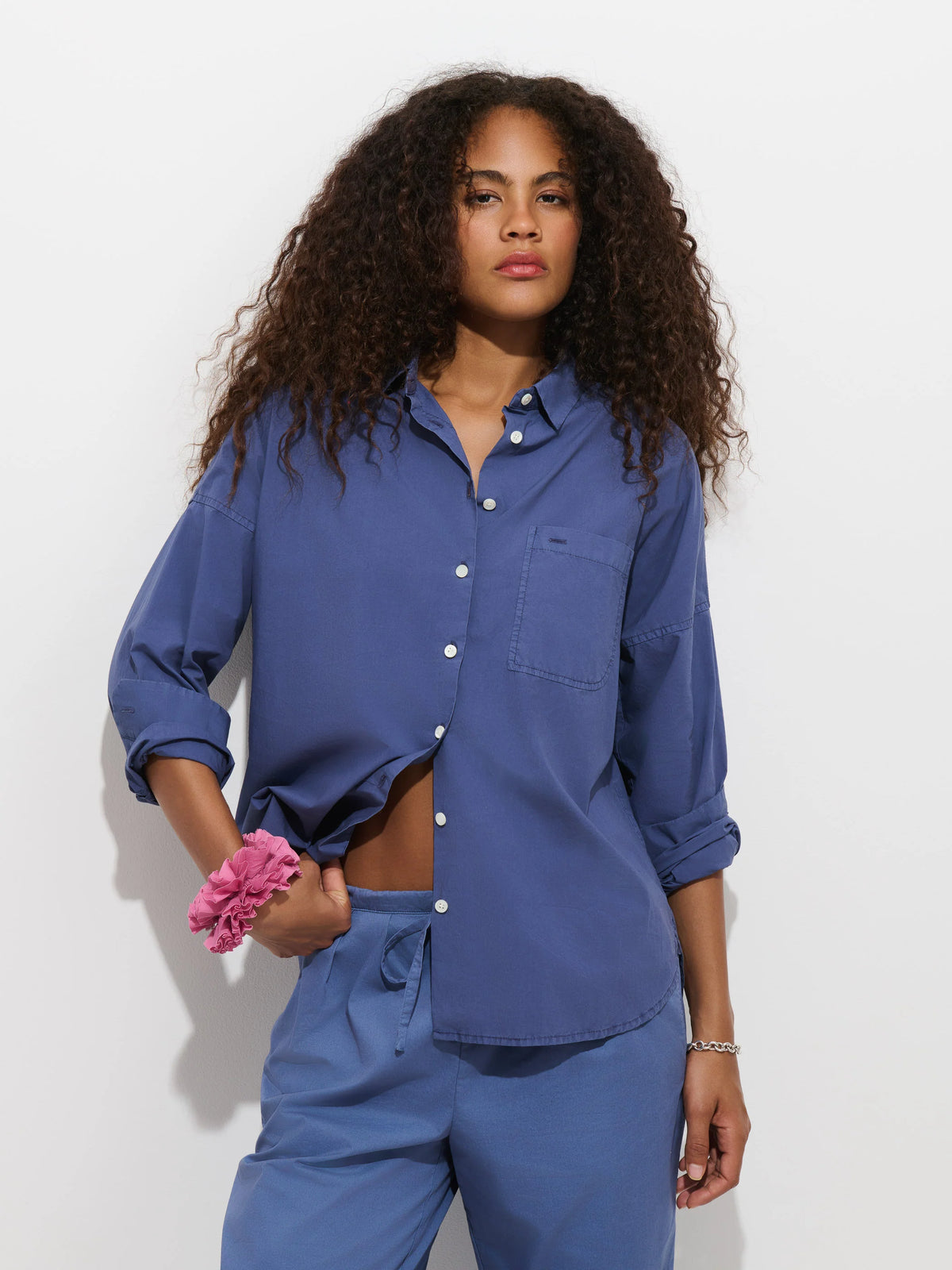 Jo Shirt in Cotton Poplin - Sea Ranch Blue