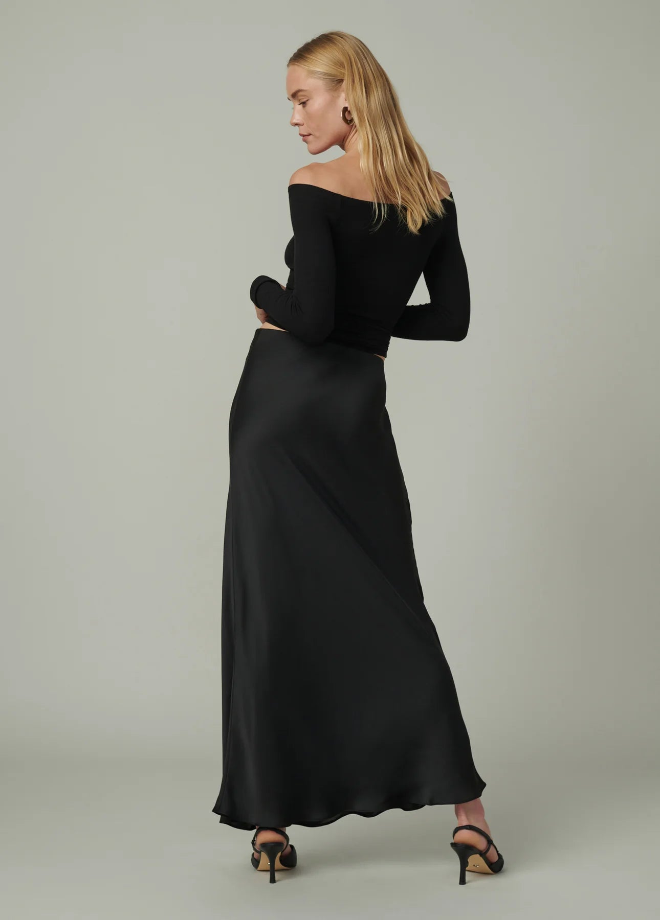The Devin Off The Shoulder Top - Black