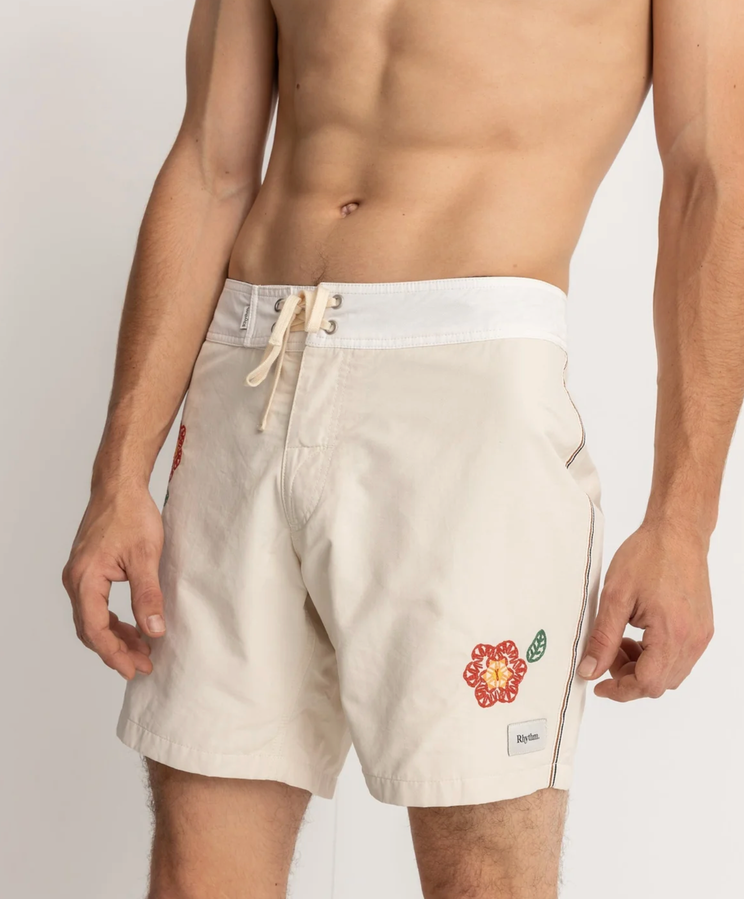 Heritage Flower Trunk - Sand