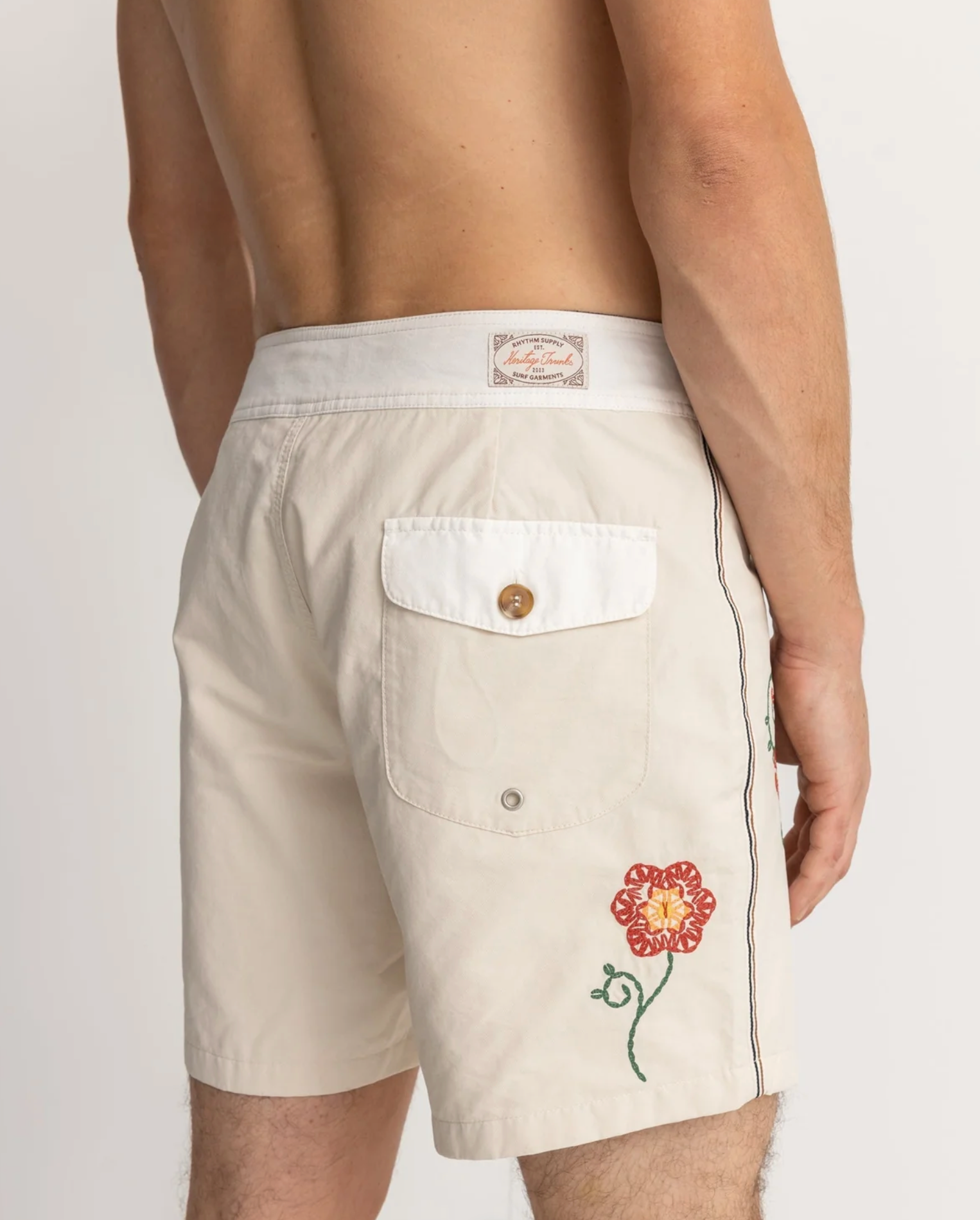 Heritage Flower Trunk - Sand