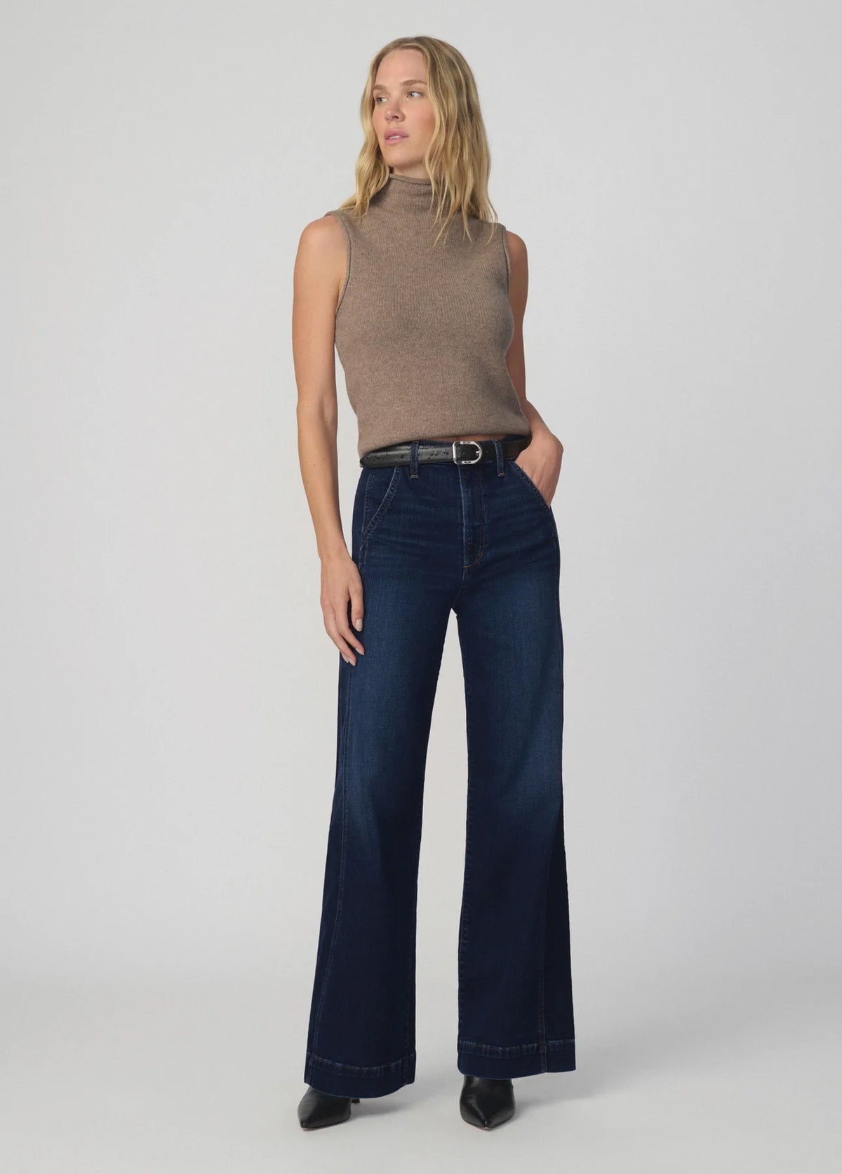 The Stevie Sleeveless Roll Neck Sweater - Mink