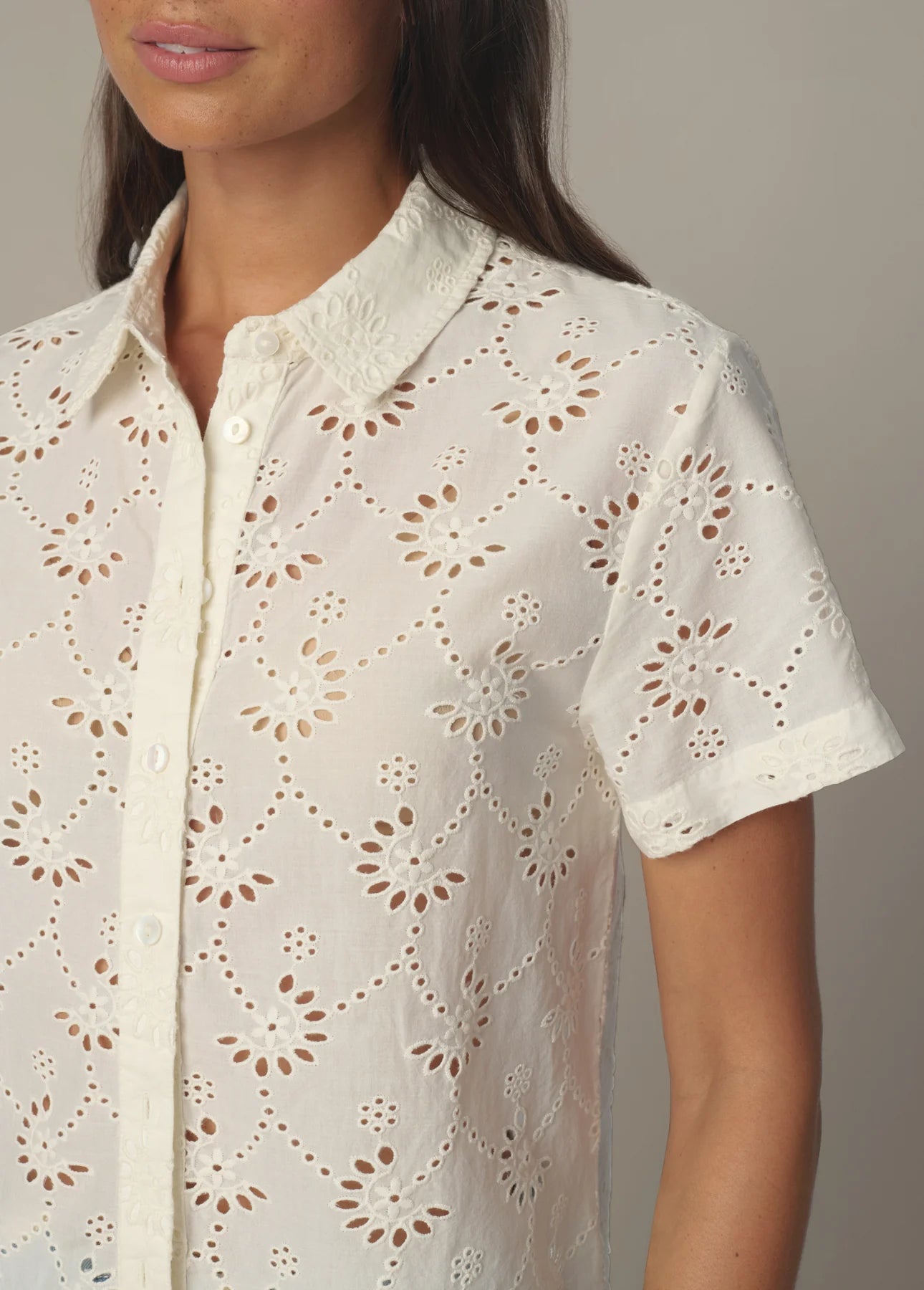 The Eyelet Short Sleeve Shirt - Ecru